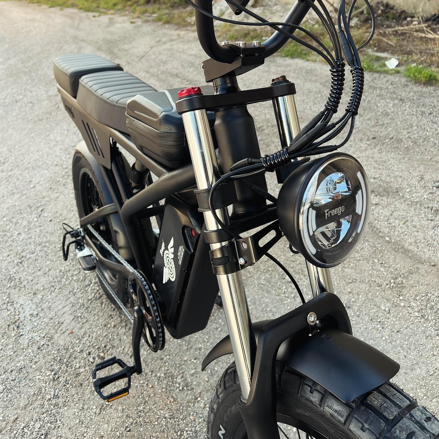 Vélo électrique Fatbike | FREEGO F2 PRO | 1400 W | V-max 25 km/h | Autonomie 80 km - Atom Motors