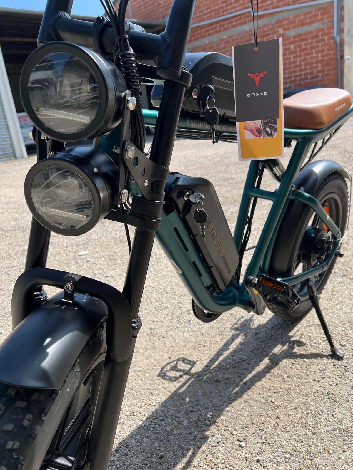 Vélo électrique Fatbike | Engwe M20 | 750 W | V-max 25 km/h | Autonomie 150 km - Atom Motors