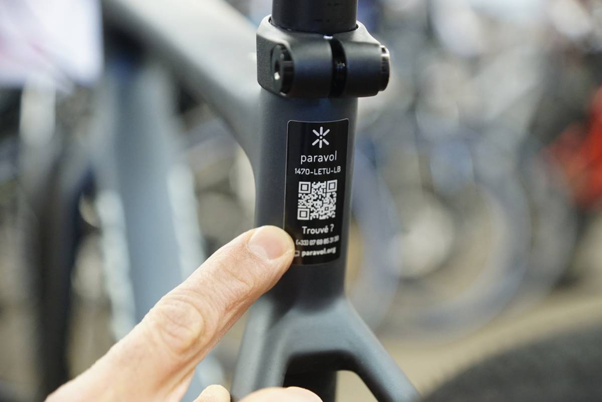 Étiquette Paravol | Marquage | Système d'Identification de Vélos - Atom Motors