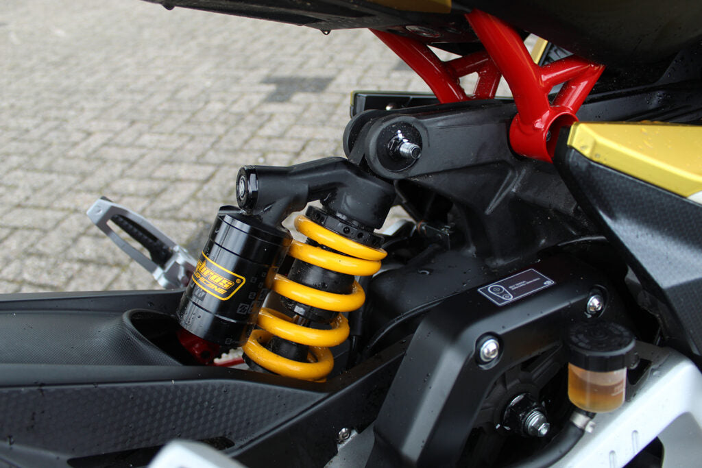 Moto électrique, OVAOBIKE MCR-M | 11 000 W | 125 cc | V-max 130 km/h | Autonomie 230 km - Atom Motors