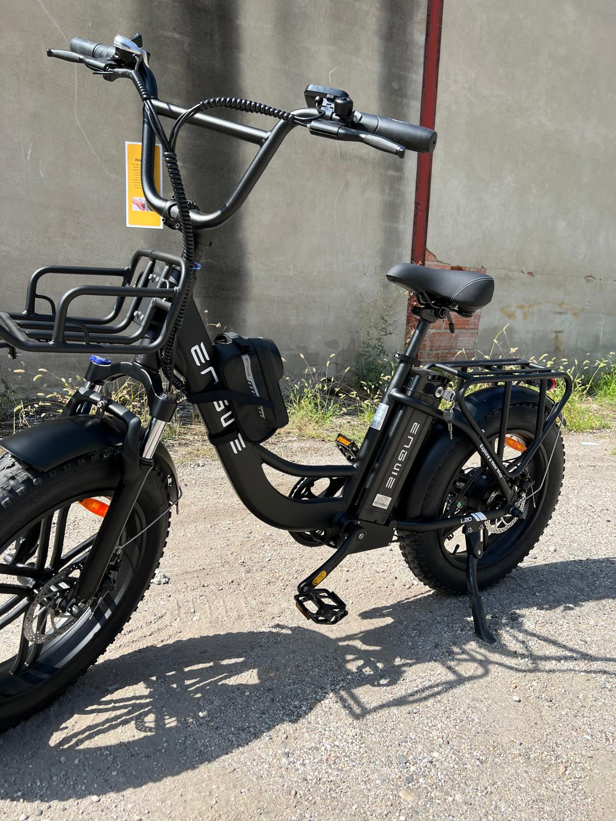 Vélo électrique Fatbike | Engwe L20 | 250 W | V-max 25 km/h | Autonomie 140 km - Atom Motors