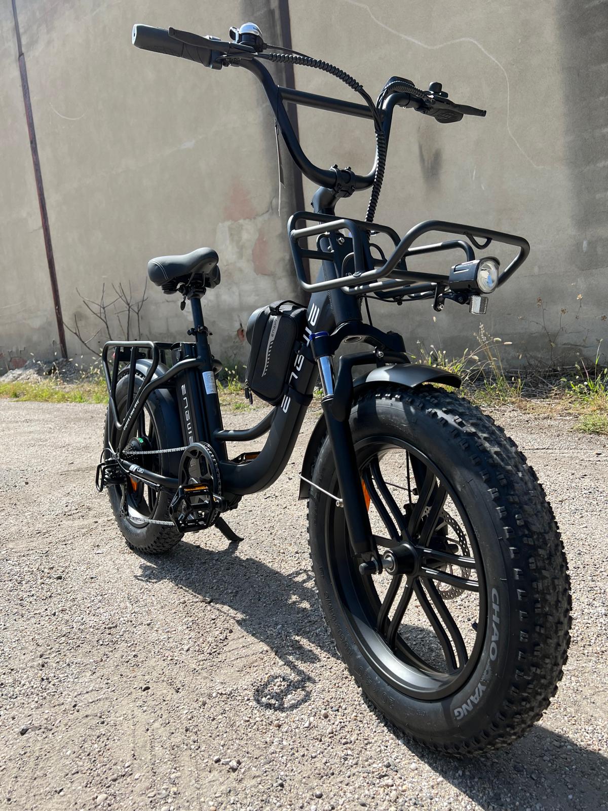 Vélo électrique Fatbike | Engwe L20 | 250 W | V-max 25 km/h | Autonomie 140 km - Atom Motors